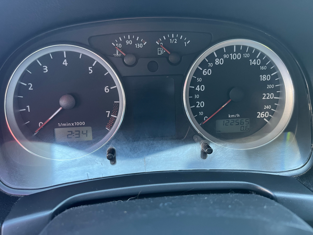 Volkswagen Golf Preto
