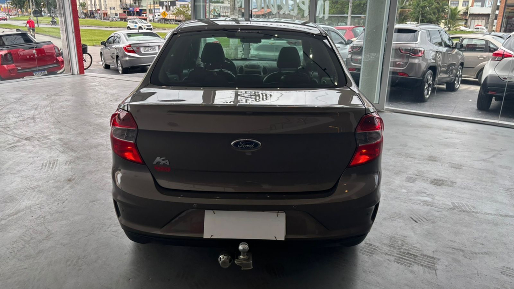 Ford Ka Sedan Cinza