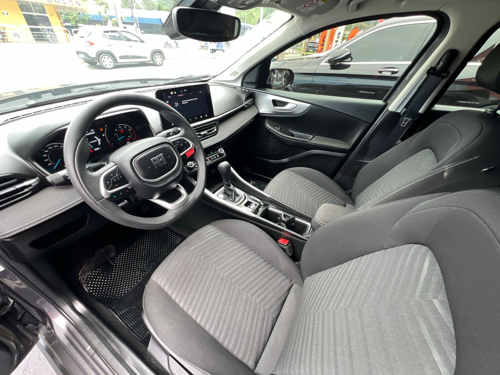 Fiat FASTBACK Cinza
