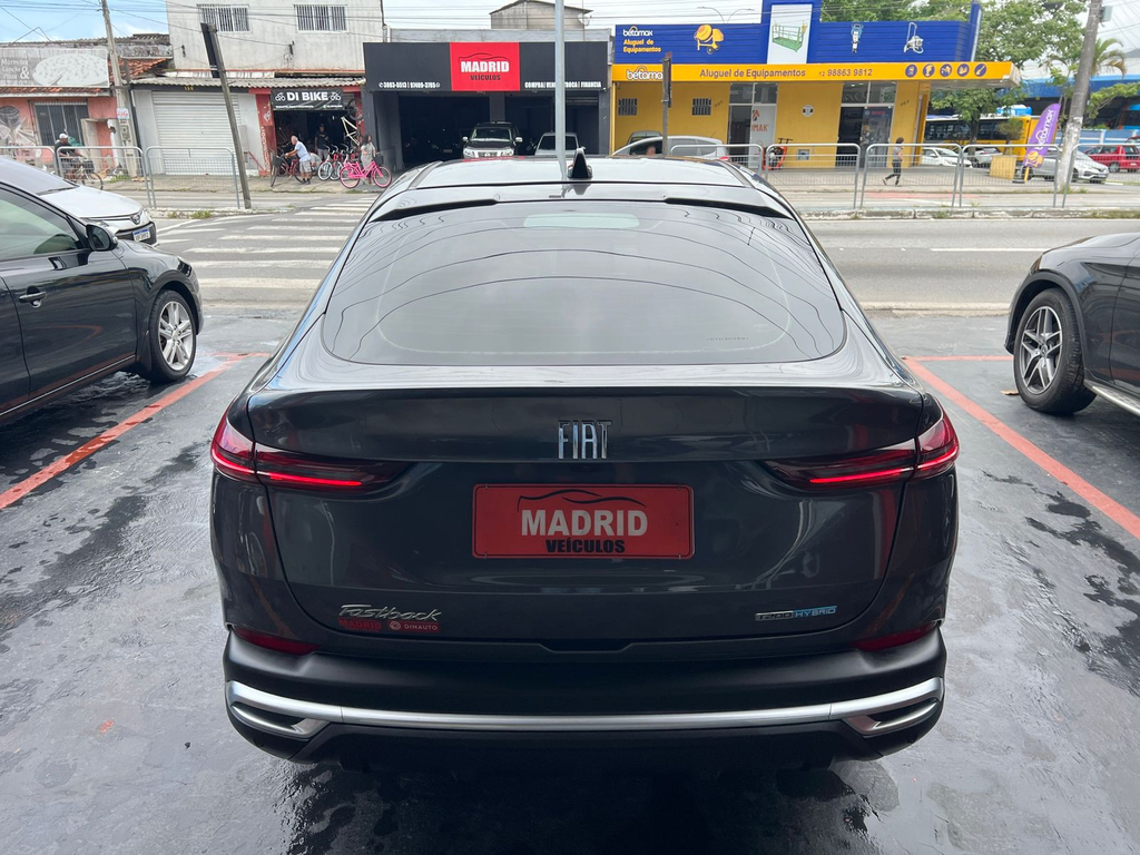 Fiat FASTBACK Cinza