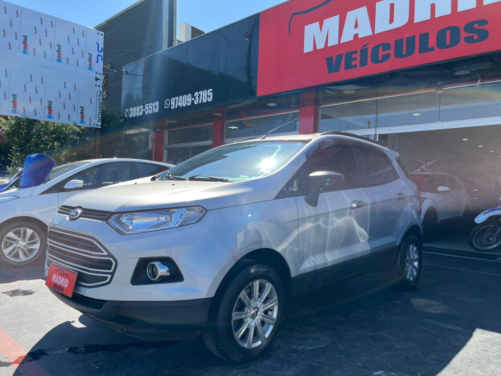 Ford EcoSport Prata