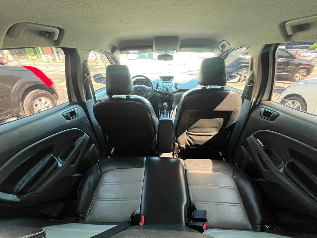 Ford EcoSport Prata