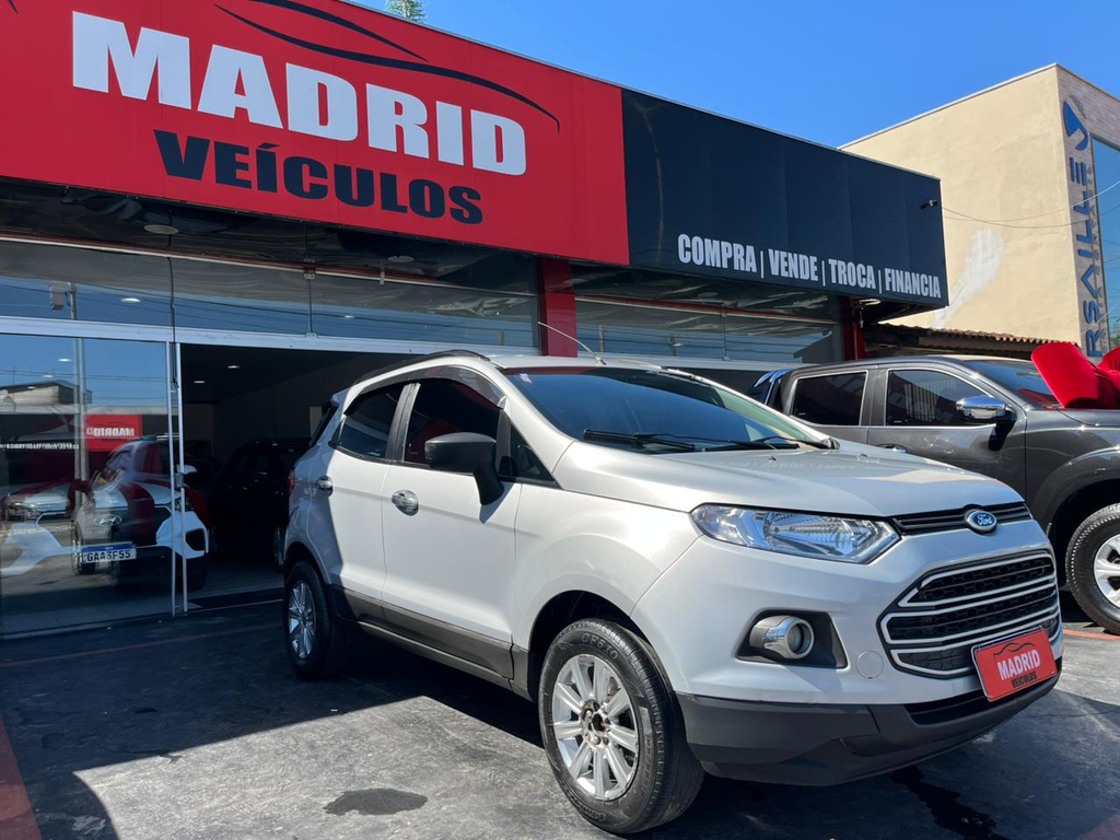 Ford EcoSport Prata