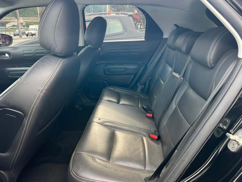 Citroen C4 Cactus Preto