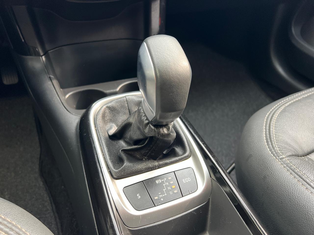 Citroen C4 Cactus Preto