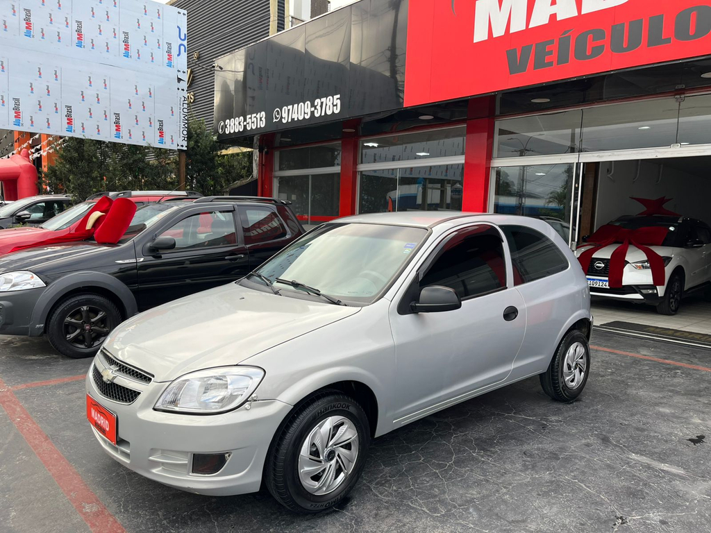 Chevrolet Celta Prata