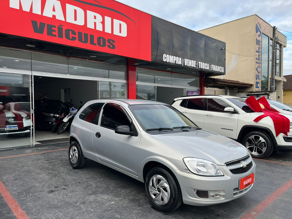 Chevrolet Celta Prata