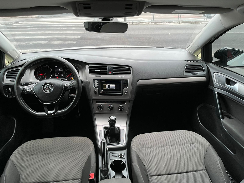 Volkswagen Golf Branco