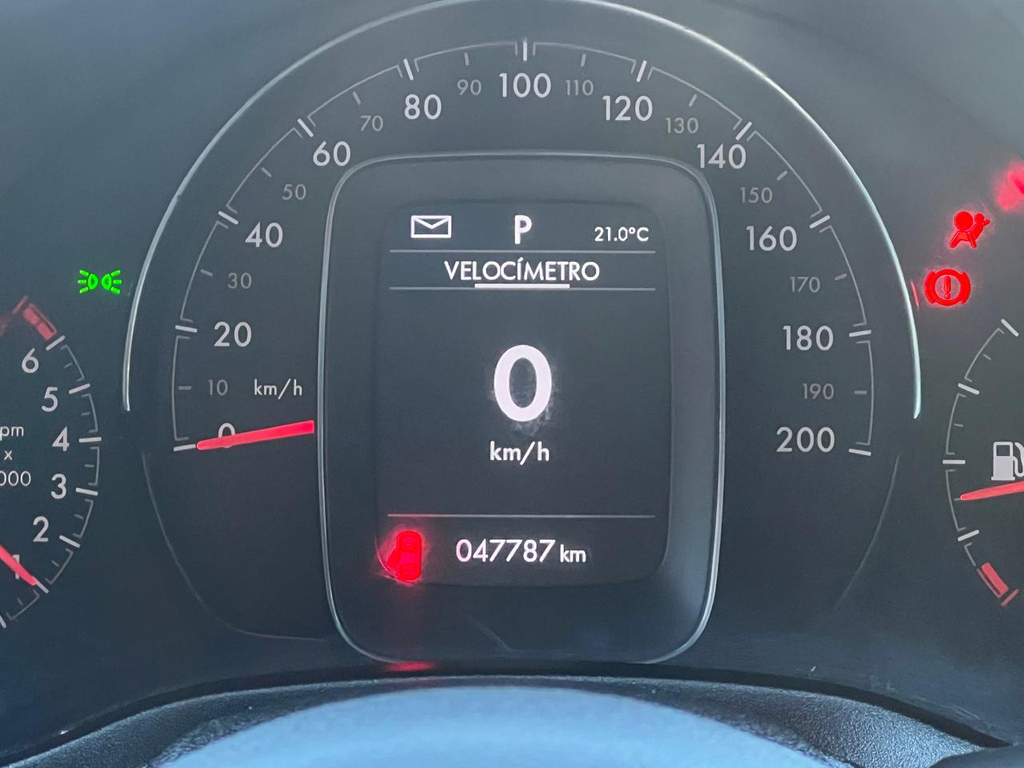 Fiat Strada Preto