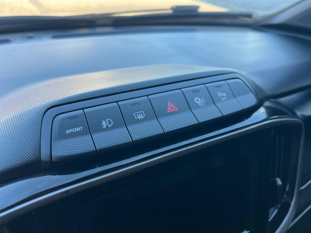 Fiat Strada Preto