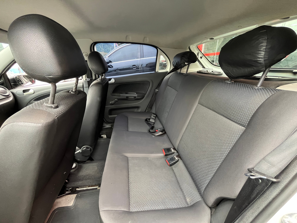 Volkswagen Gol Branco