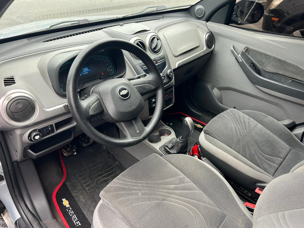 Chevrolet Agile Prata