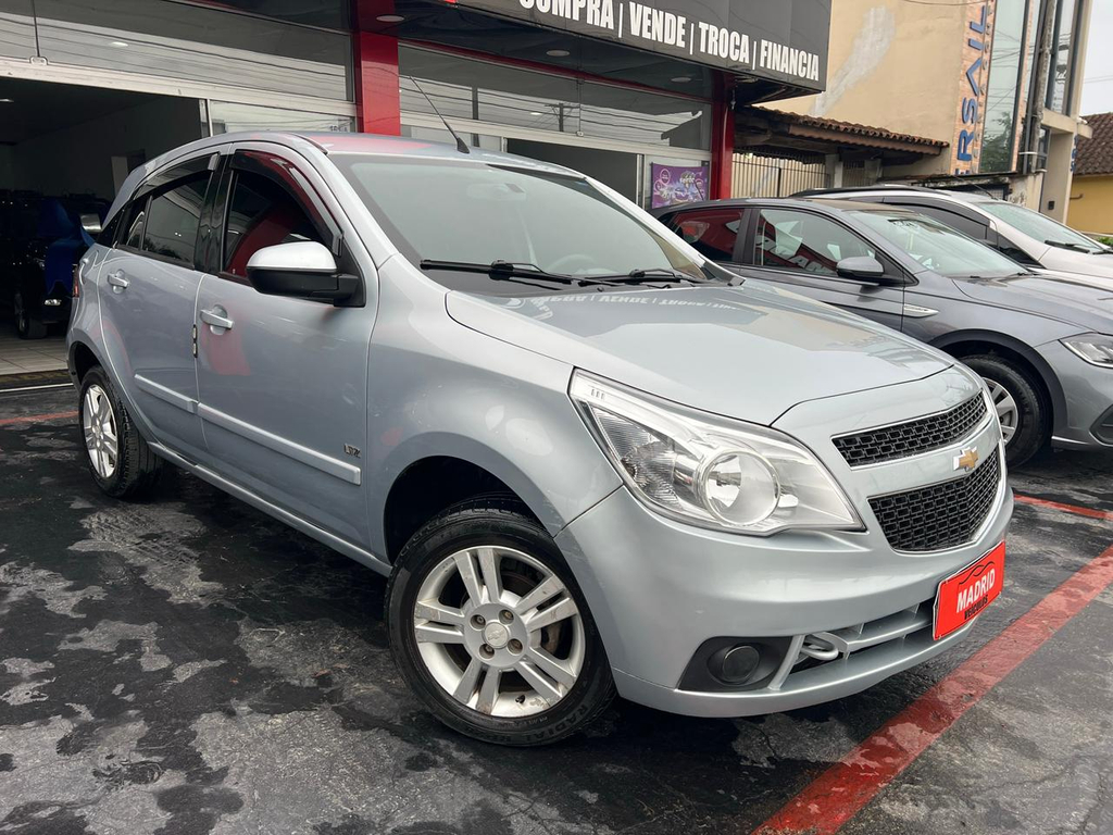 Chevrolet Agile Prata