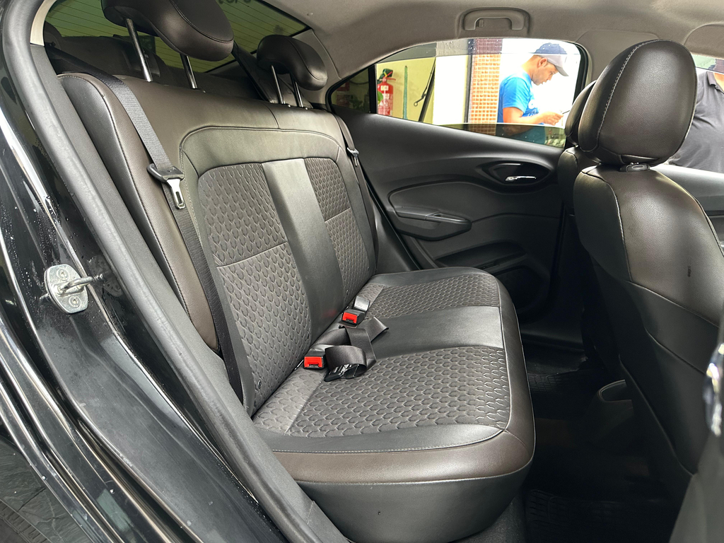 Chevrolet Prisma Preto