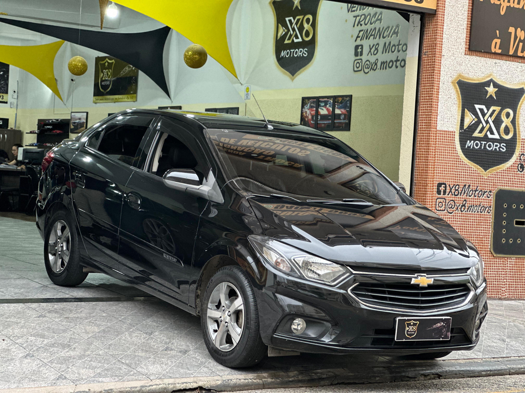 Chevrolet Prisma Preto