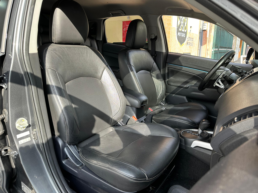 Mitsubishi ASX Cinza