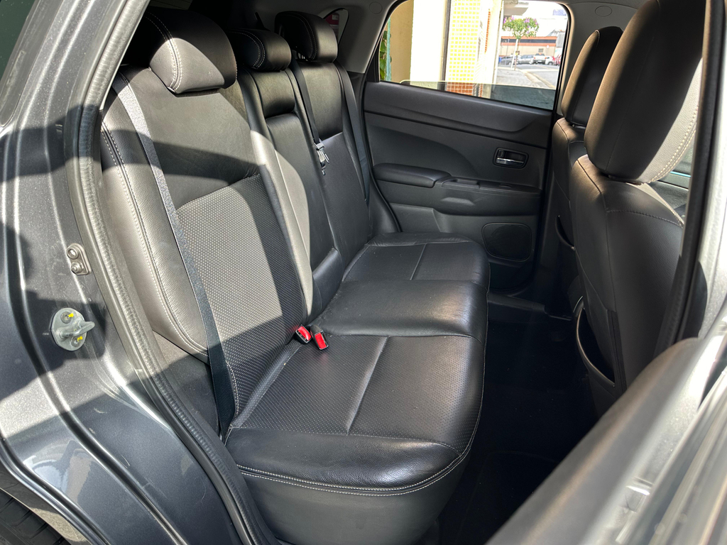 Mitsubishi ASX Cinza