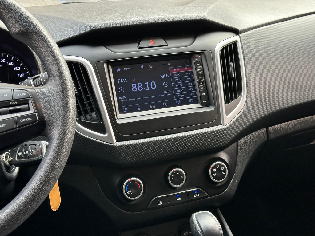 Hyundai Creta Branco