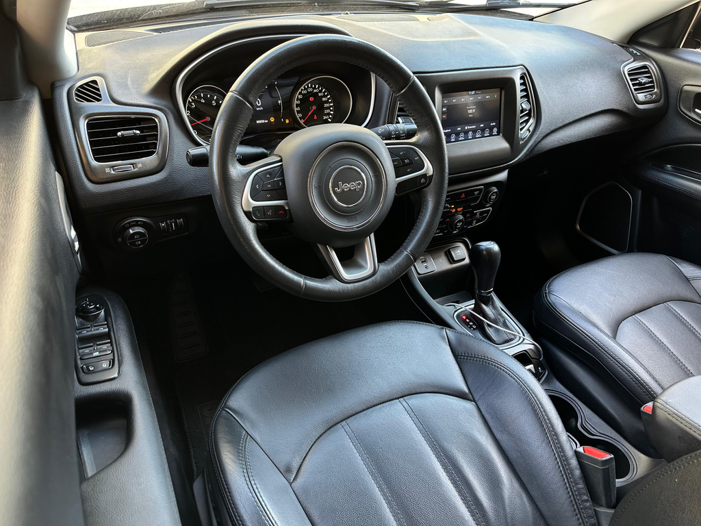 Jeep Compass Preto