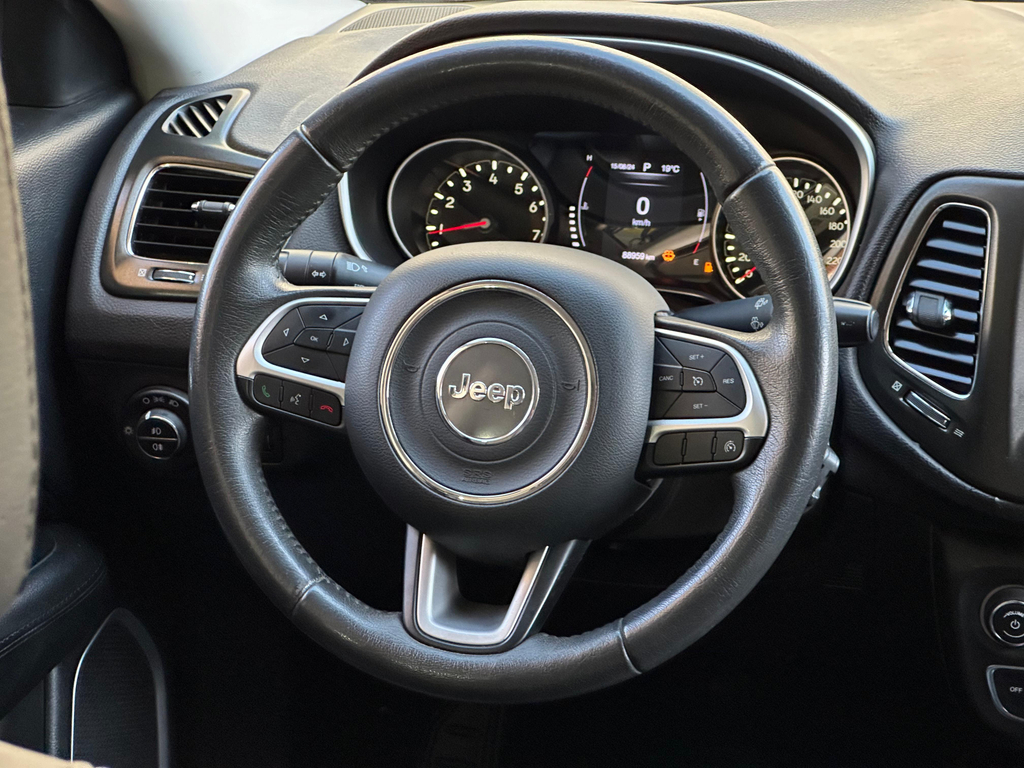 Jeep Compass Preto