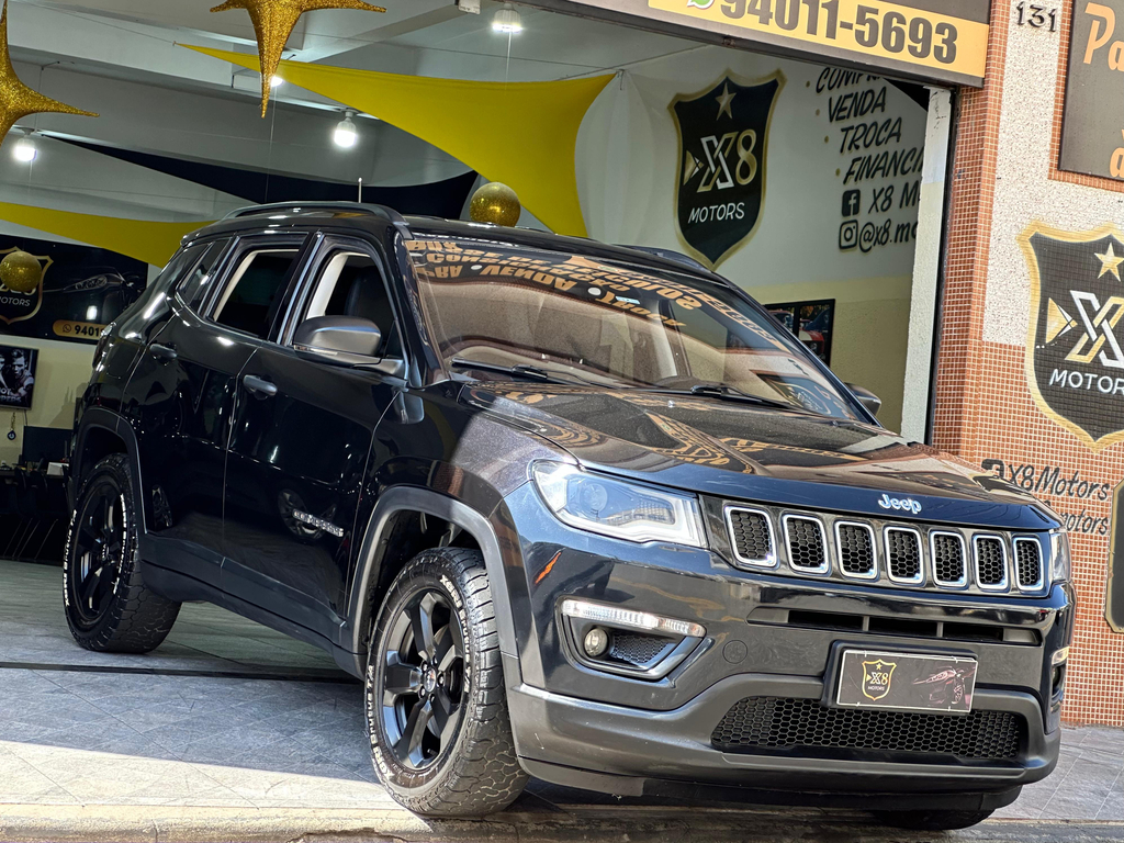 Jeep Compass Preto