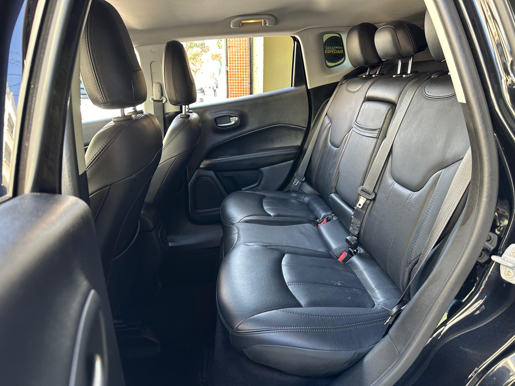 Jeep Compass Preto