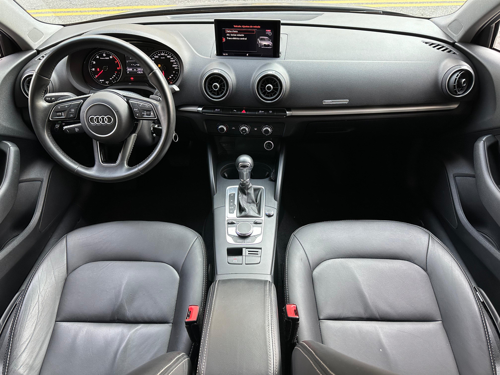 Audi A3 Preto
