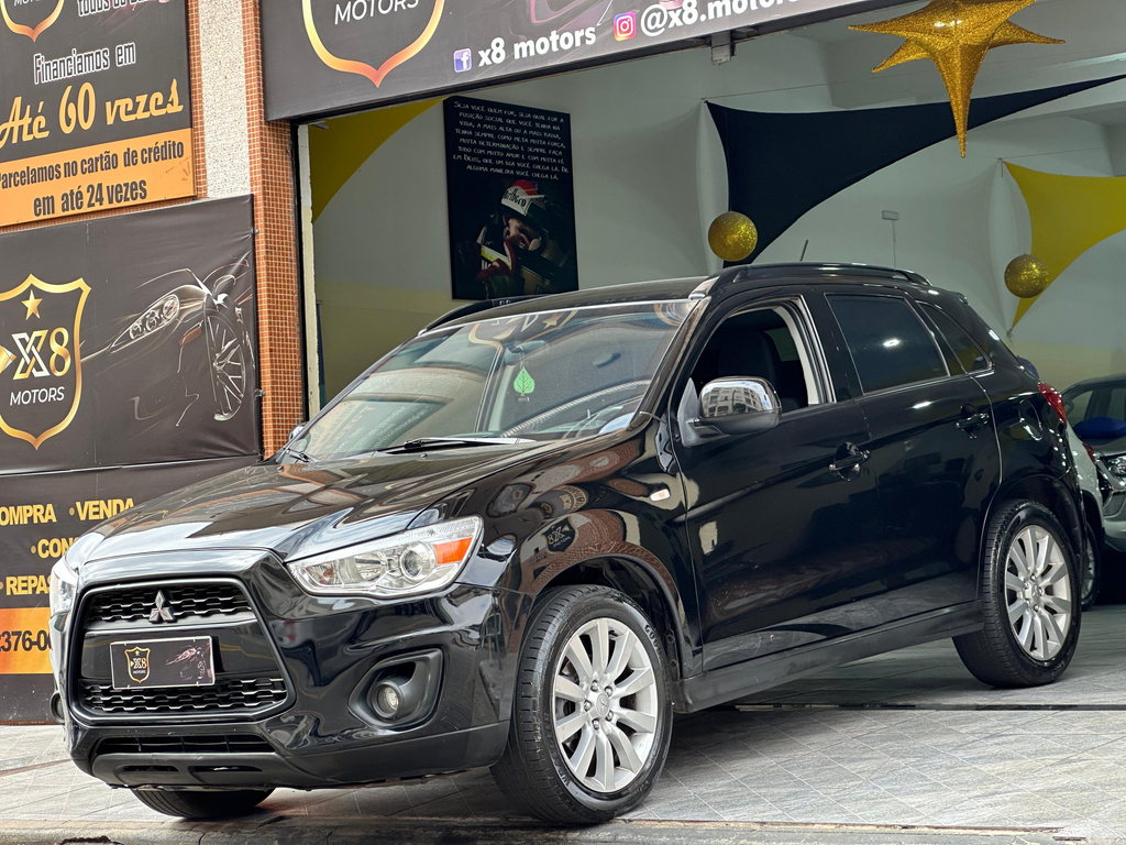 Mitsubishi ASX Preto