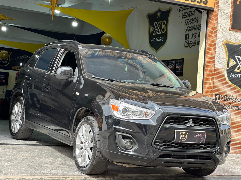 Mitsubishi ASX Preto