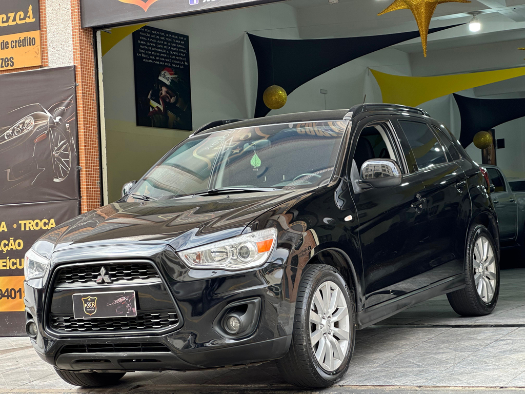 Mitsubishi ASX Preto