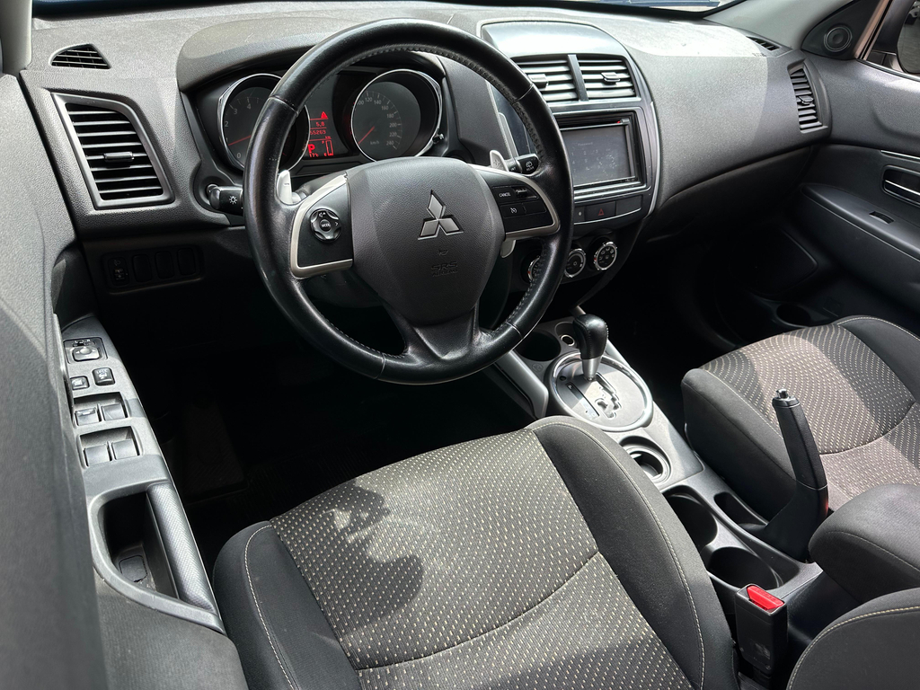 Mitsubishi ASX Preto