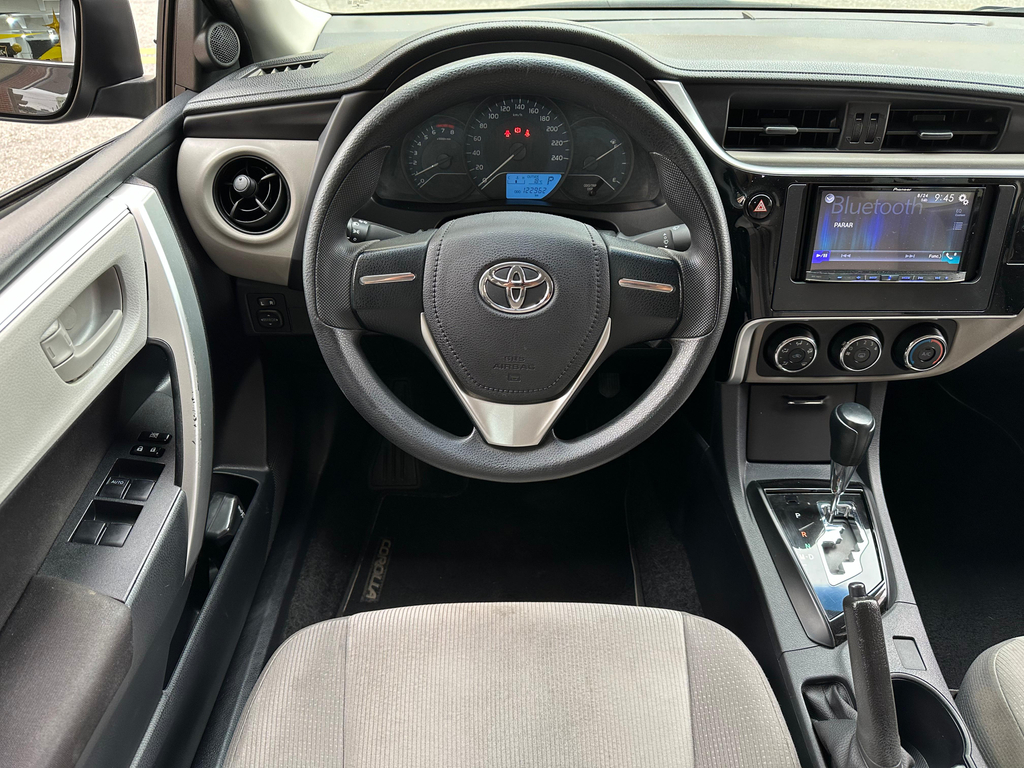Toyota Corolla Preto