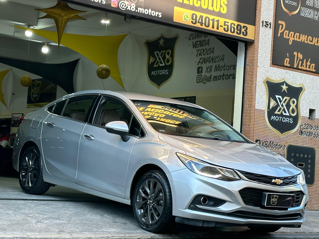 Chevrolet Cruze Sedan Prata