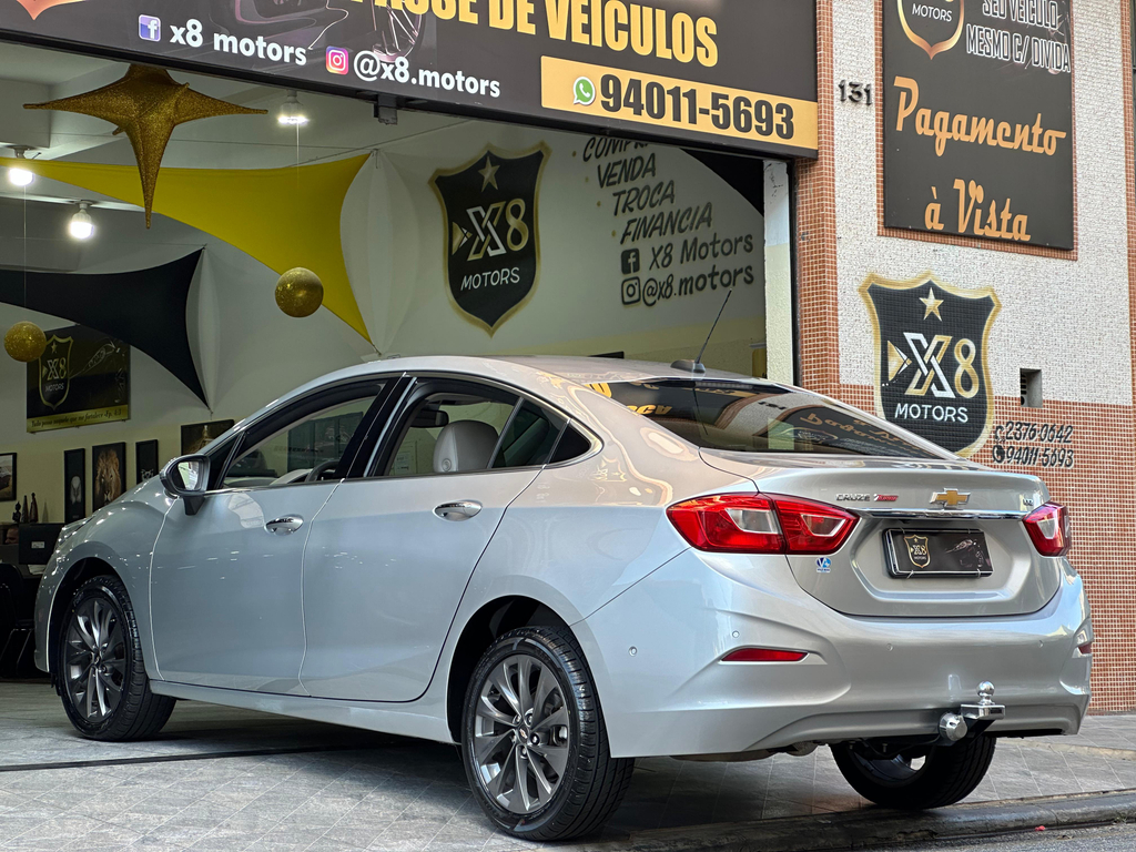 Chevrolet Cruze Sedan Prata