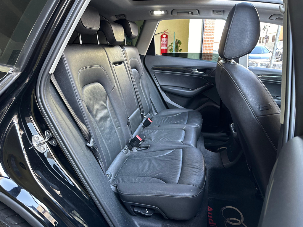 Audi Q5 Preto