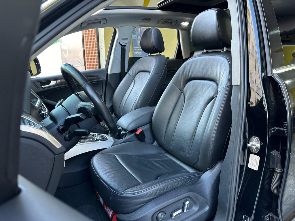 Audi Q5 Preto