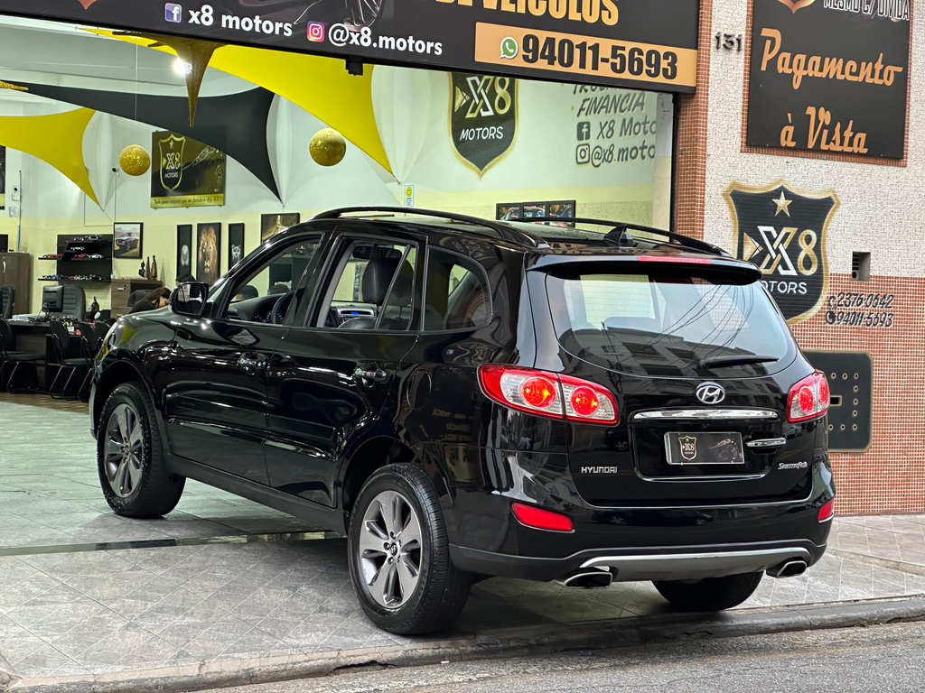 Hyundai Santa Fe Preto