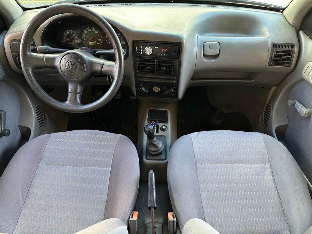 Volkswagen Gol Cinza