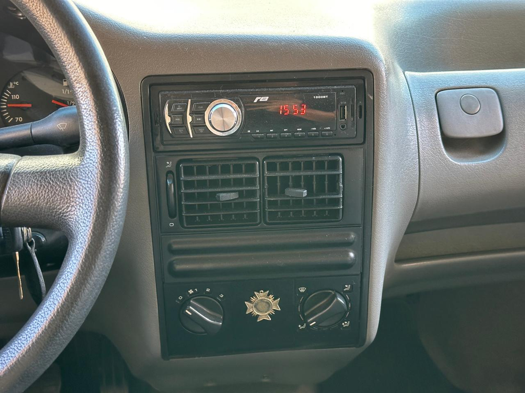 Volkswagen Gol Cinza