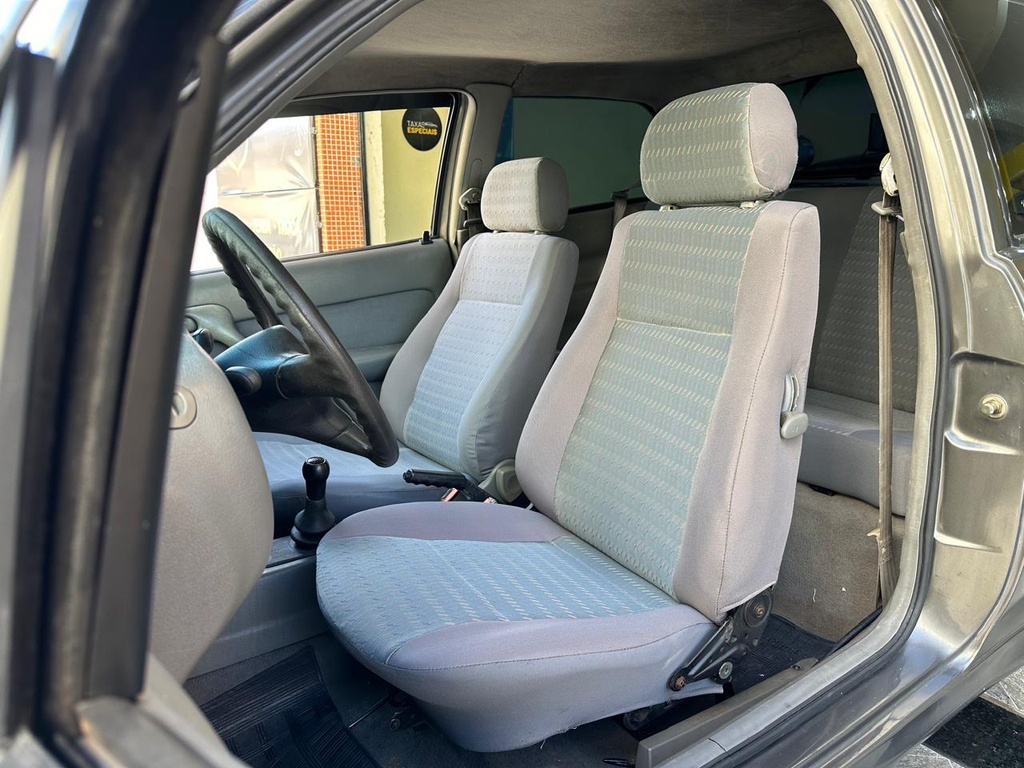 Volkswagen Gol Cinza