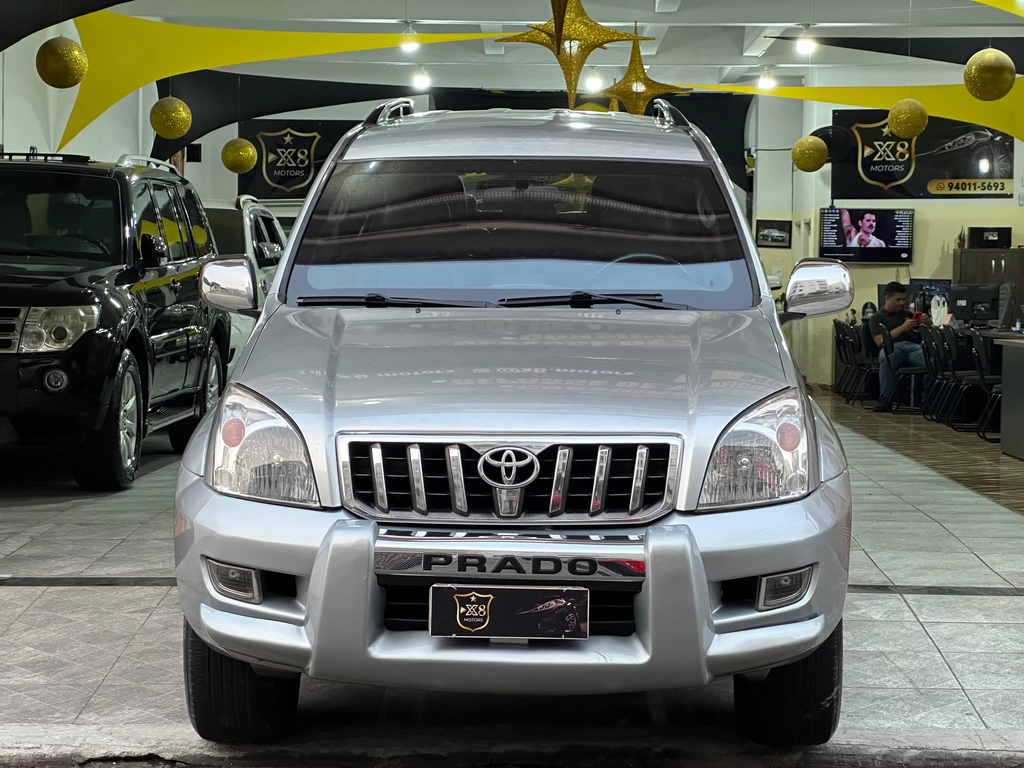 Toyota Land Cruiser Prado Prata
