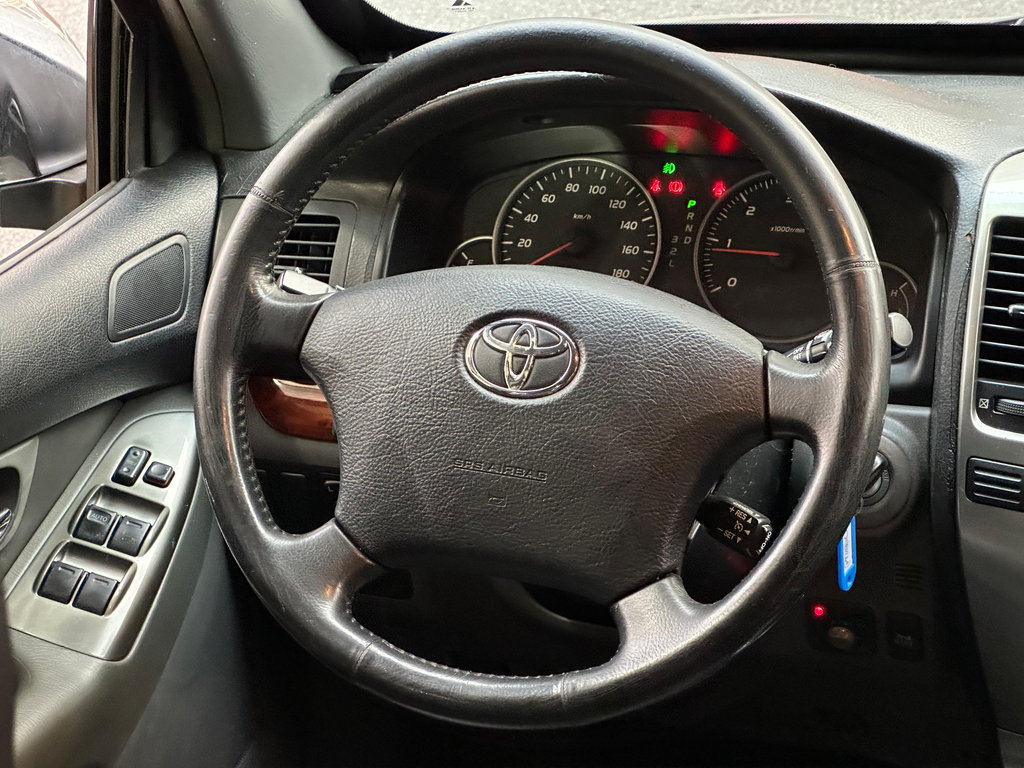 Toyota Land Cruiser Prado Prata