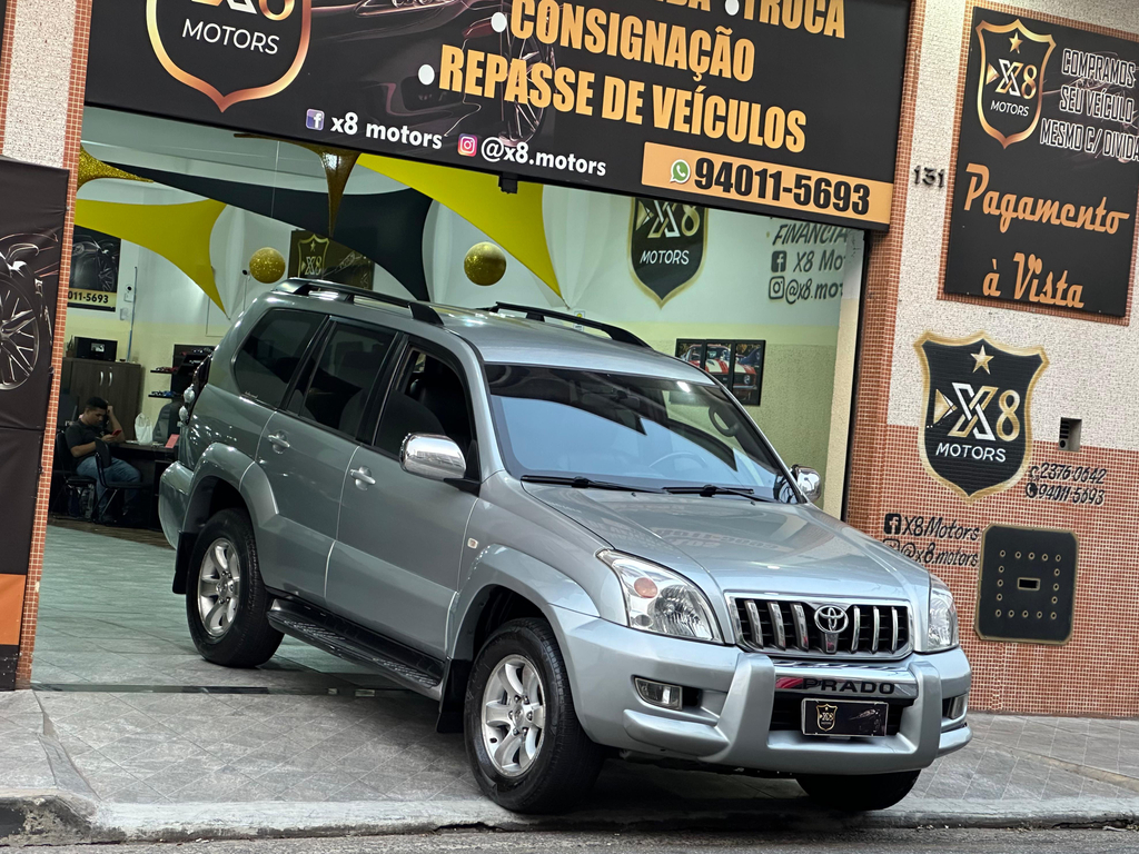 Toyota Land Cruiser Prado Prata