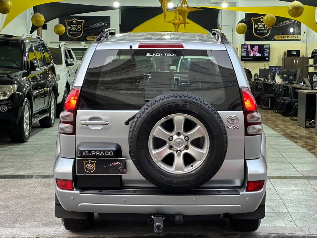 Toyota Land Cruiser Prado Prata