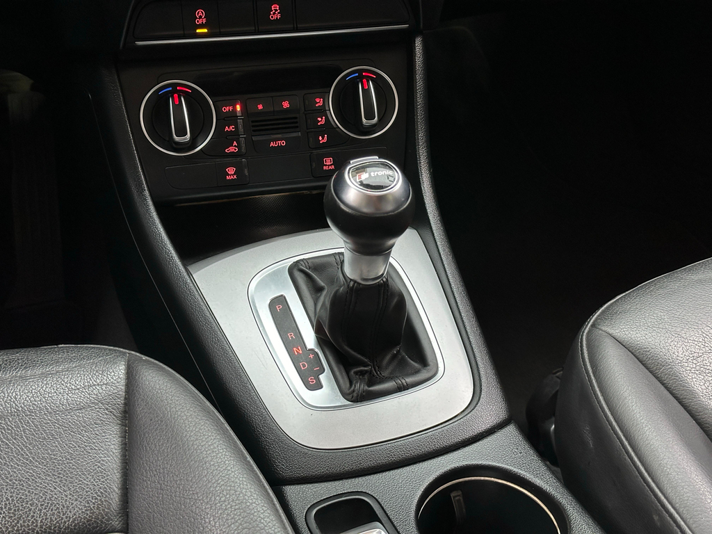 Audi Q7 Cinza