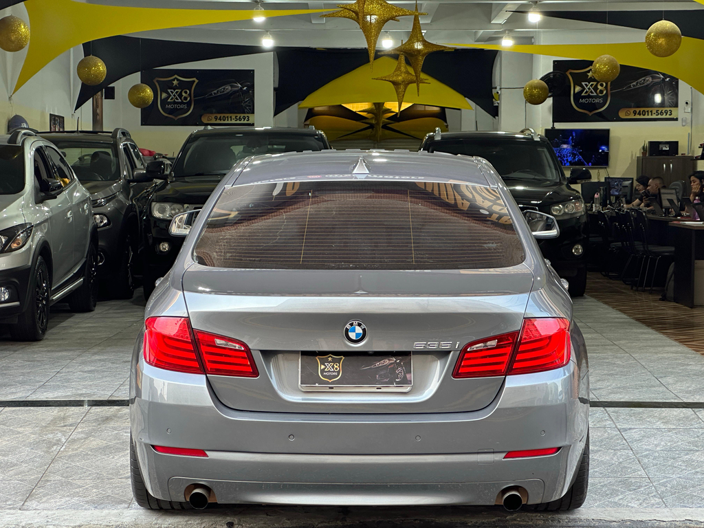 BMW 535I Cinza