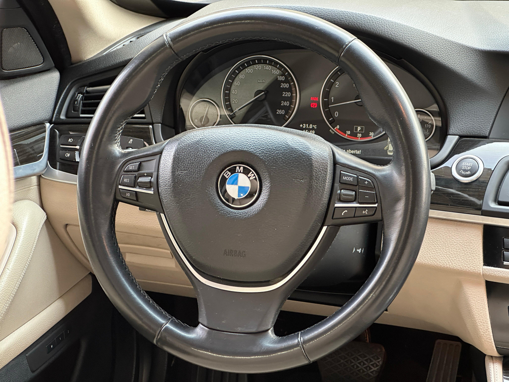 BMW 535I Cinza