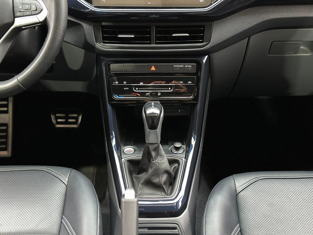 Volkswagen T-Cross Preto