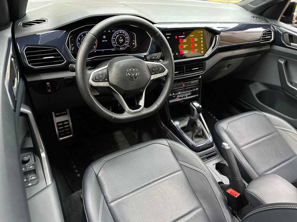 Volkswagen T-Cross Preto
