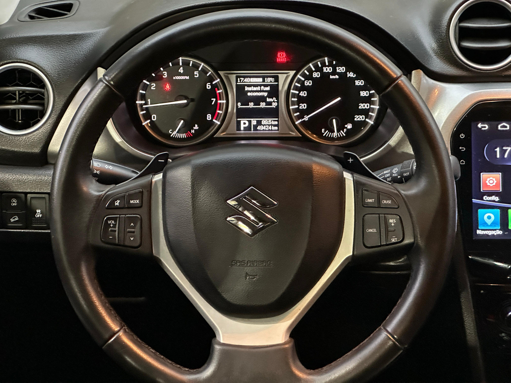 Suzuki Vitara Cinza